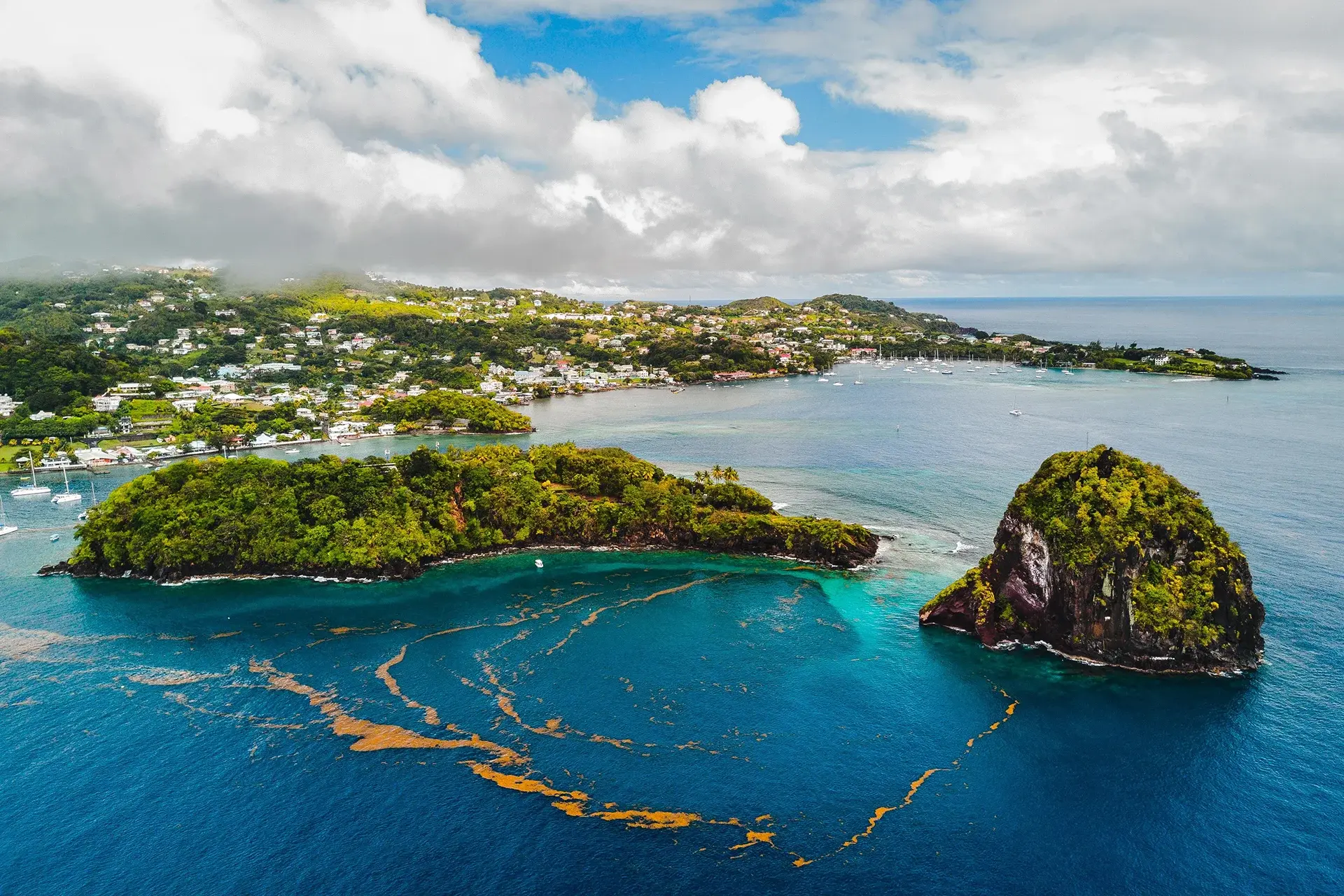 View Saint Vincent and the Grenadines State Explorer