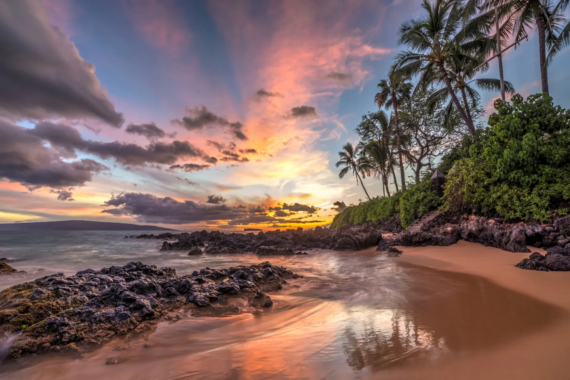 View Hawaii State Explorer